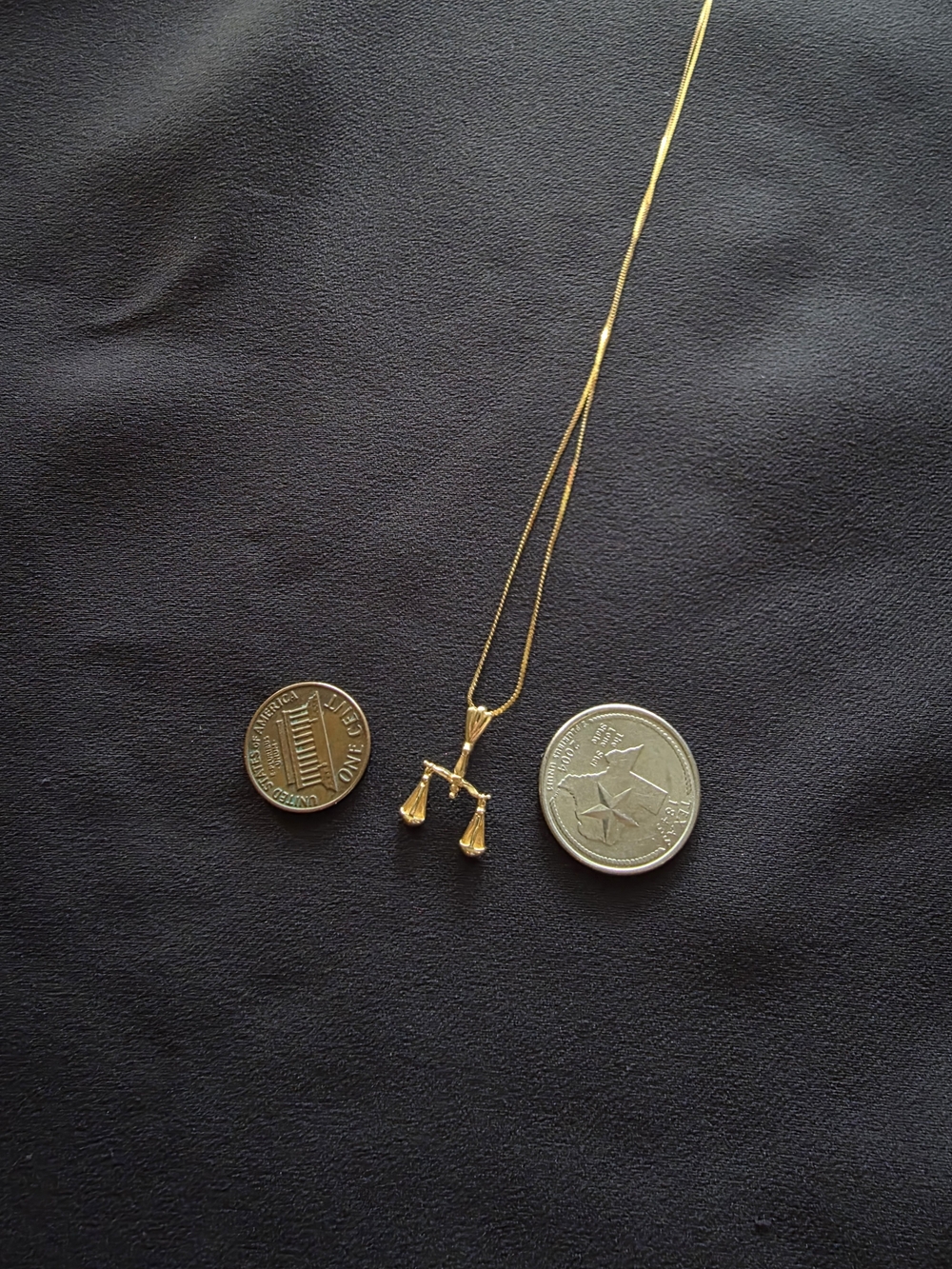 14K Gold Libra Scales of Justice Pendant Necklace 16" Box Chain Estate - Picture 3 of 13